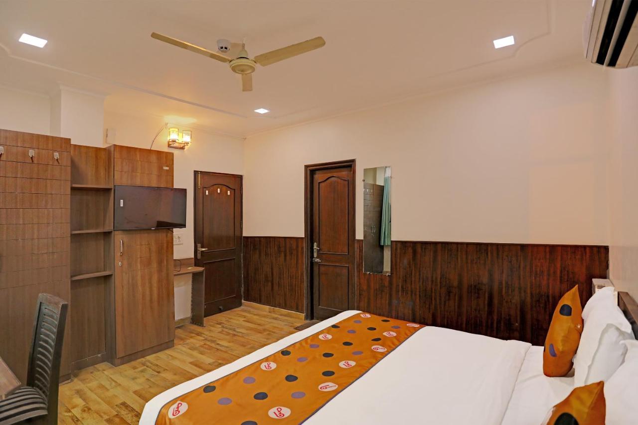 Hotel Grand Tushar - Ghaziabad Railway Station Экстерьер фото