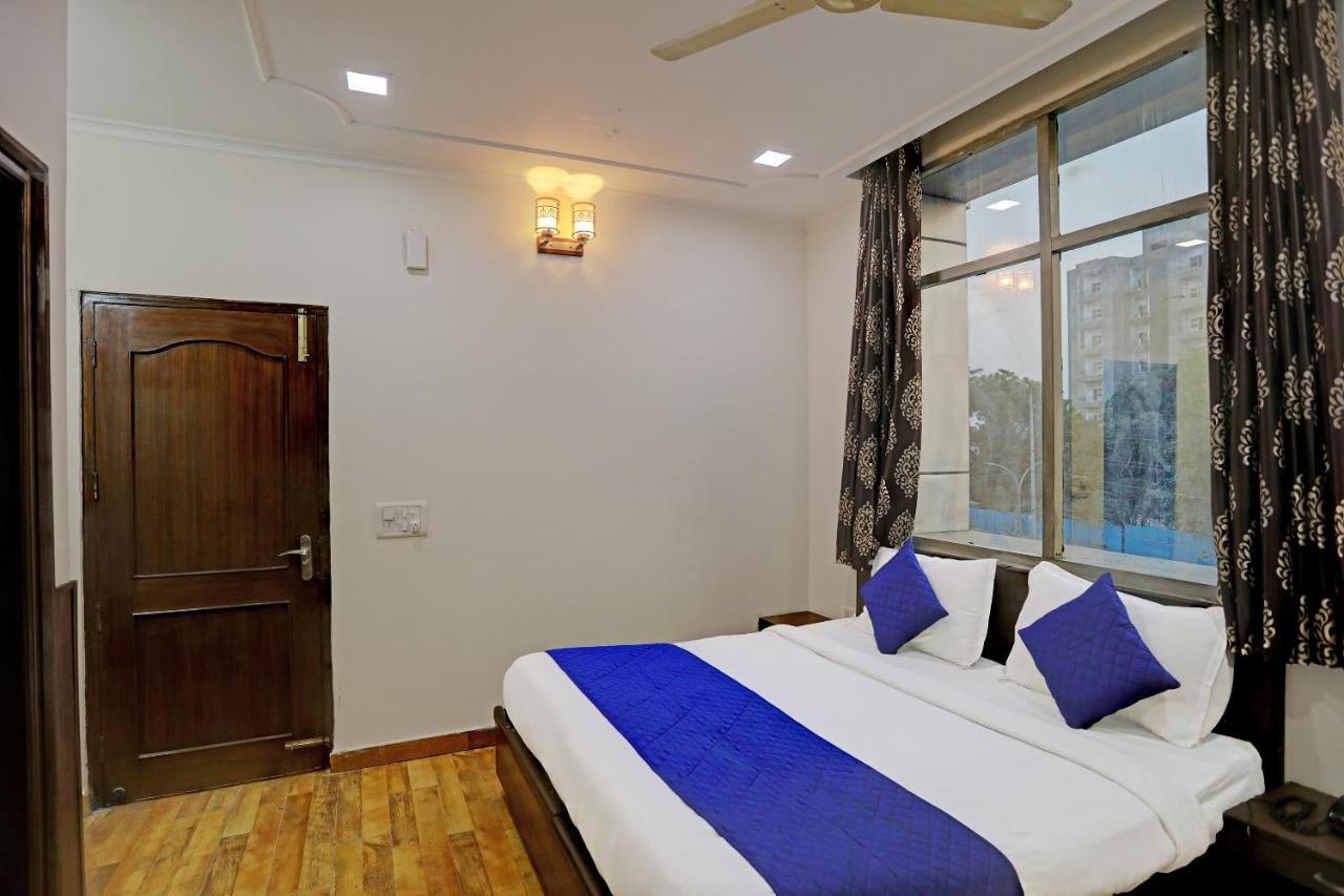 Hotel Grand Tushar - Ghaziabad Railway Station Экстерьер фото