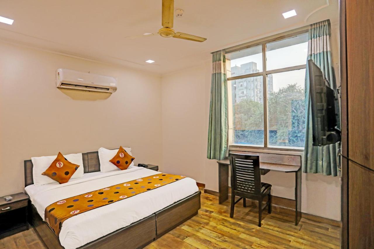 Hotel Grand Tushar - Ghaziabad Railway Station Экстерьер фото