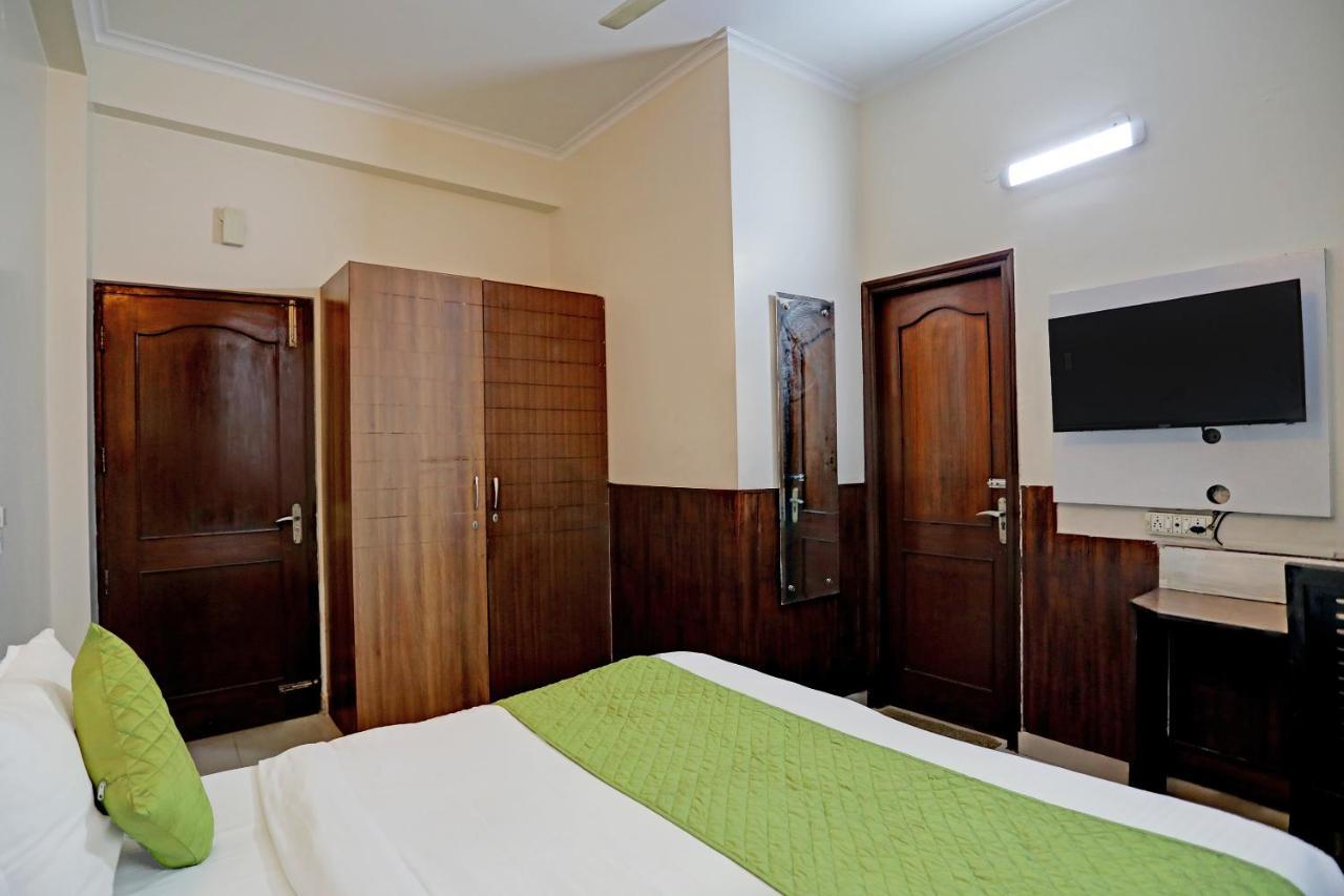 Hotel Grand Tushar - Ghaziabad Railway Station Экстерьер фото